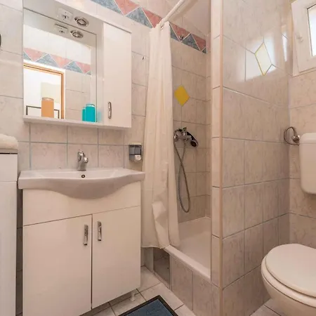 Appartamento In - Insel 41296 Vir