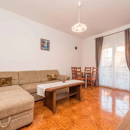 In - Insel 41296 Apartment Vir